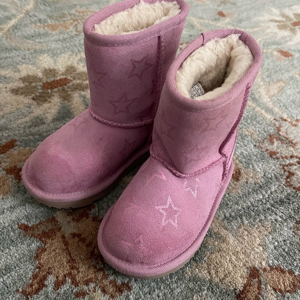 UGG Classic II Iridescent Star Orchid Pink Kids Girls Size 8 Shearling Style
